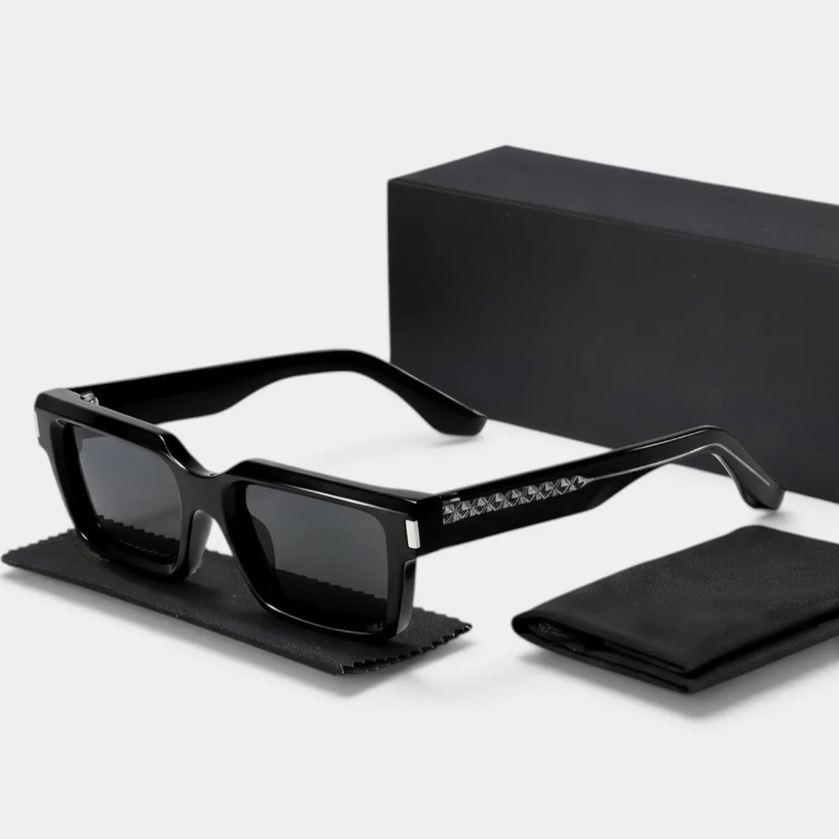 Men's Square Sunglasses with Gradient Lenses - Modern Frame