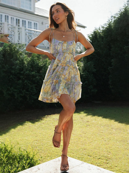 Dahlia | Damesjurk – Sexy Bedrukte Suspenderjurk in Resortstijl met Volledige Print