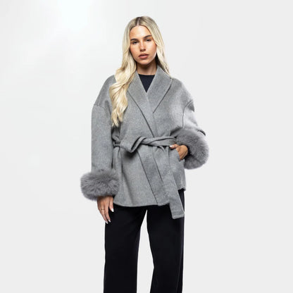 Livia Luxe Coat Dames | Trendy Winterjas met Faux Fur en Strikceintuur