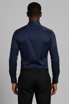 Lucian Navy Achter