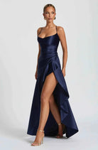 Maxikleid mit Rüschenabschluss - Cecile LavelleDunkelrot