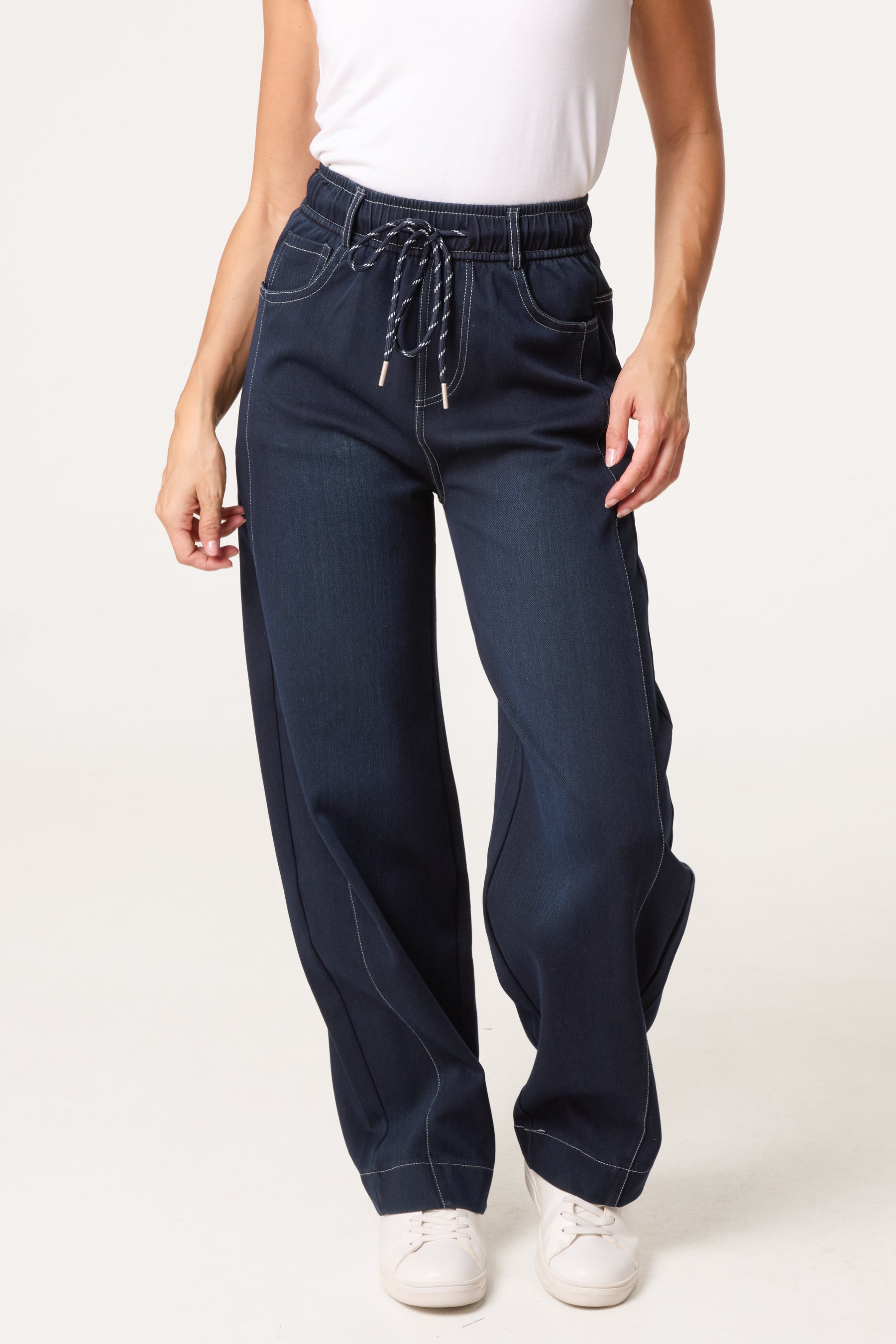 Women's Barrel Leg Jeans with Stitch Detail - Indigo Denim