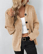 Nora gebreid vest met capuchon in beige, los gedragen