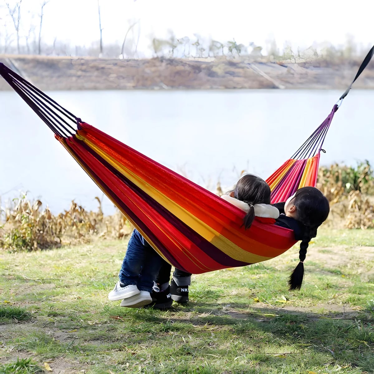 striped garden hammock with carrying bag in red - 200 cm × 150 cm (78.74" × 59.06")