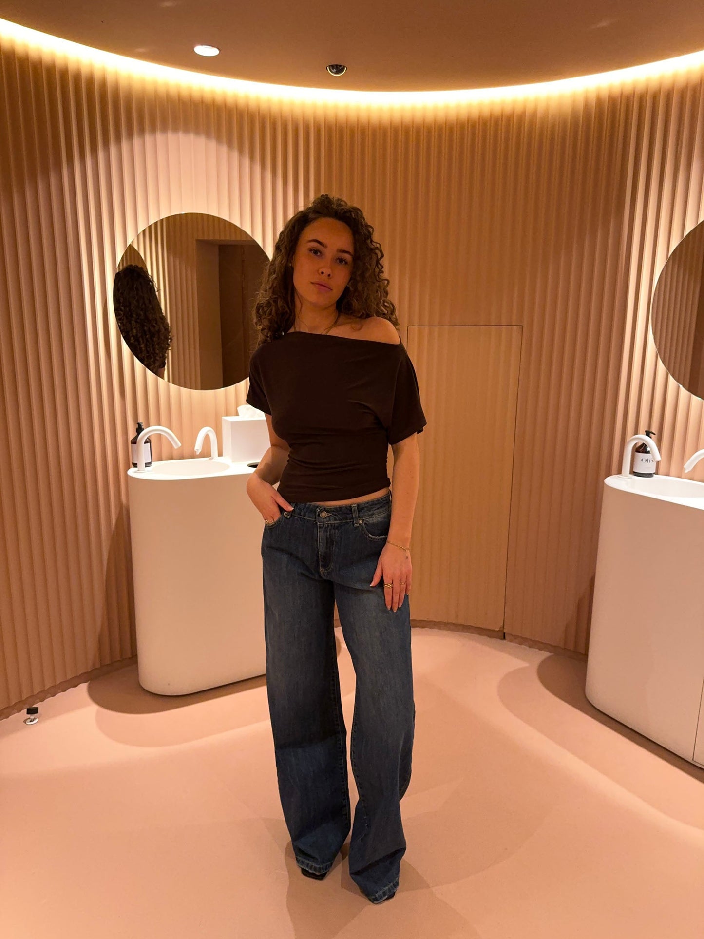 Lesly T-shirt voor dames | Elegant getailleerd shirt met exclusieve uitstraling