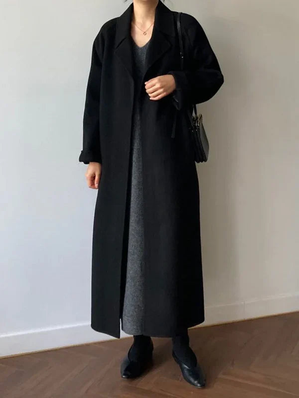 Women's Long Wool-Blend Overcoat with Refined Tailoring